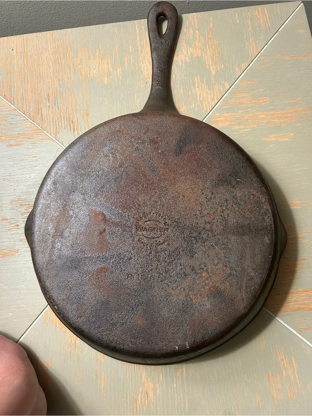 Wagner 11.5 Cast Iron Ribbed Grill Skillet